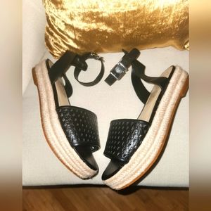 Vince Camuto Black Espadrille Sandals Size 9